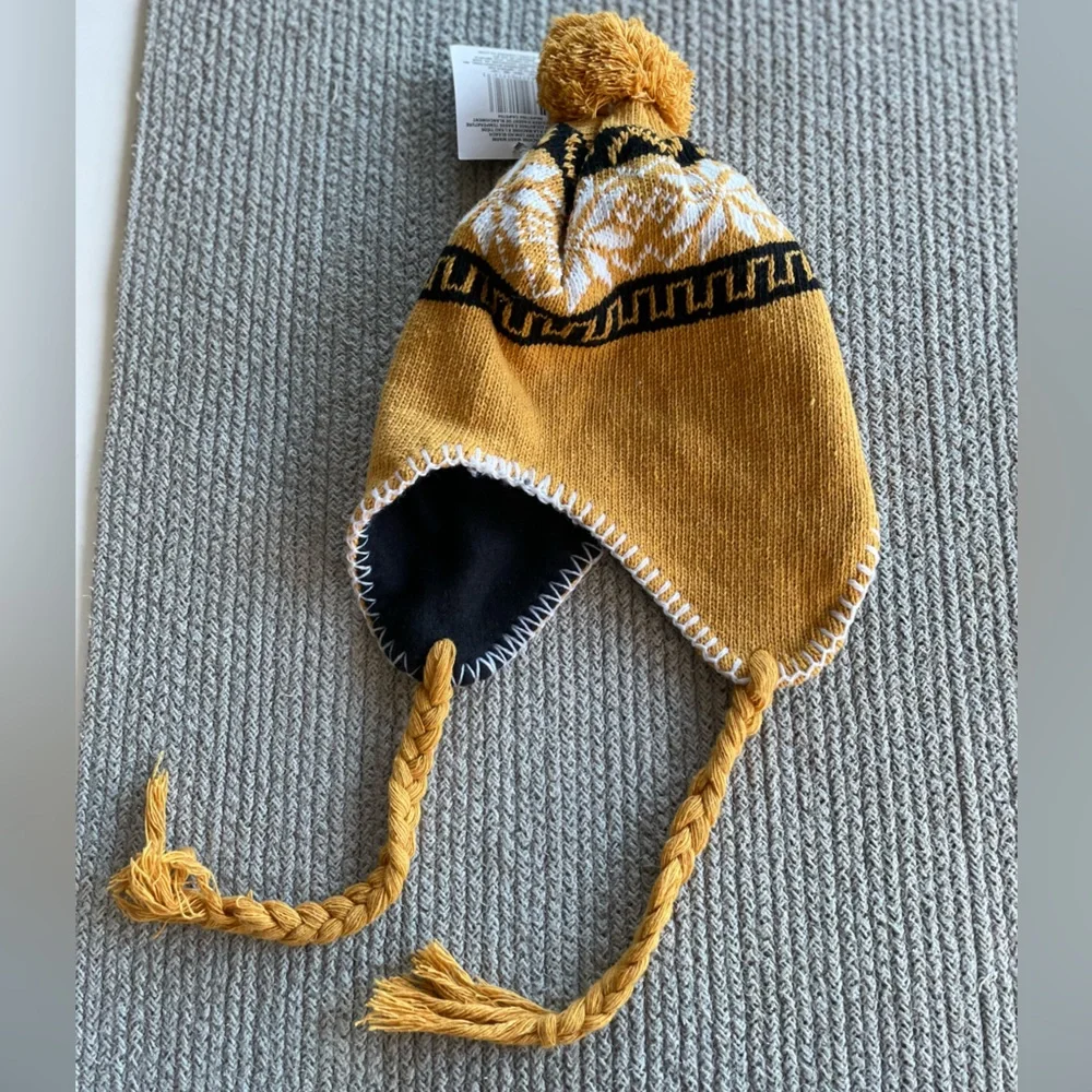 NWT Black Mustard Yellow Kid’s Peruvian Hat Fleece Lined 8-14 Yrs